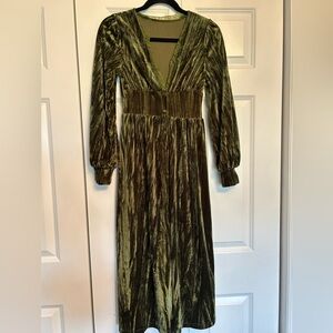 Elegant Velvet Green Lyrical/Contemporary Dance Costume